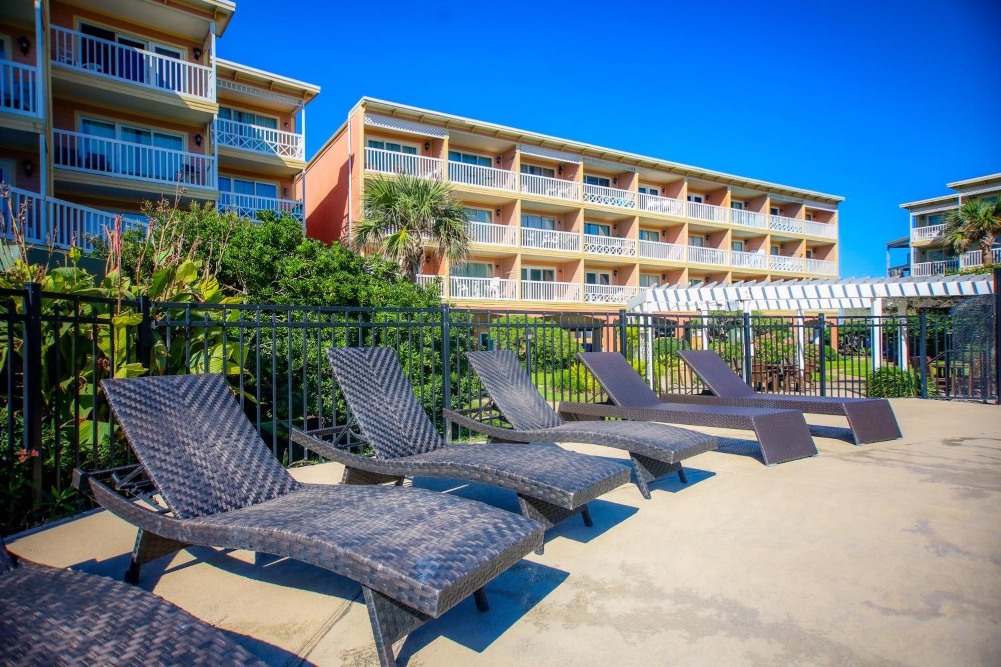 Sea-Renity Heated Pools Steps To The Beach Galveston Exterior foto